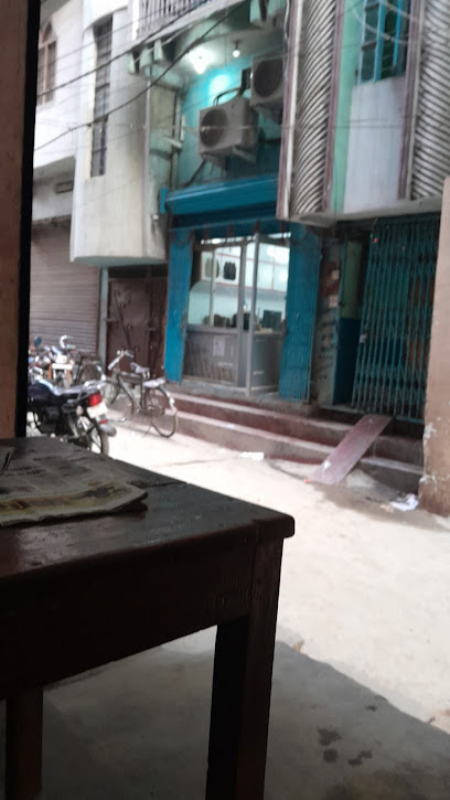 Photo 1 of Dr. Satish Kumar