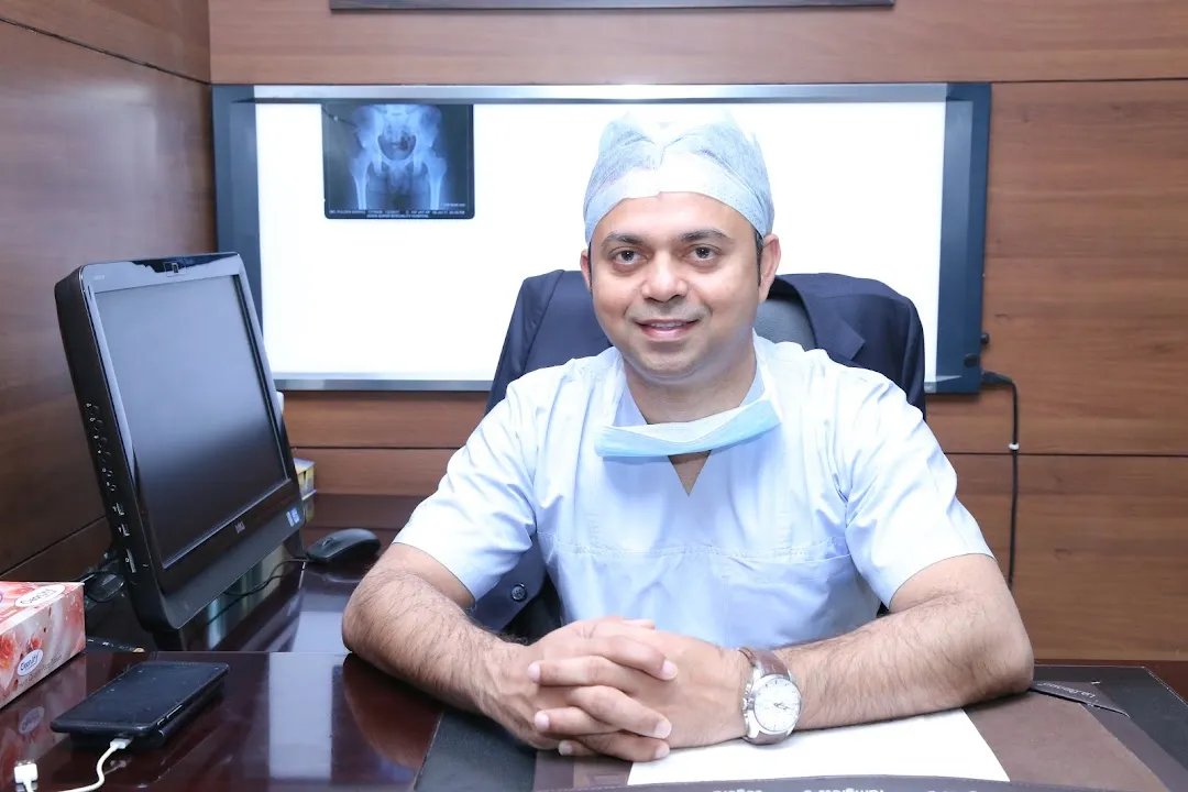 Photo 5 of Dr. Sohail Abbas