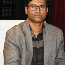 Dr. Priyadarshi Narayan Logo